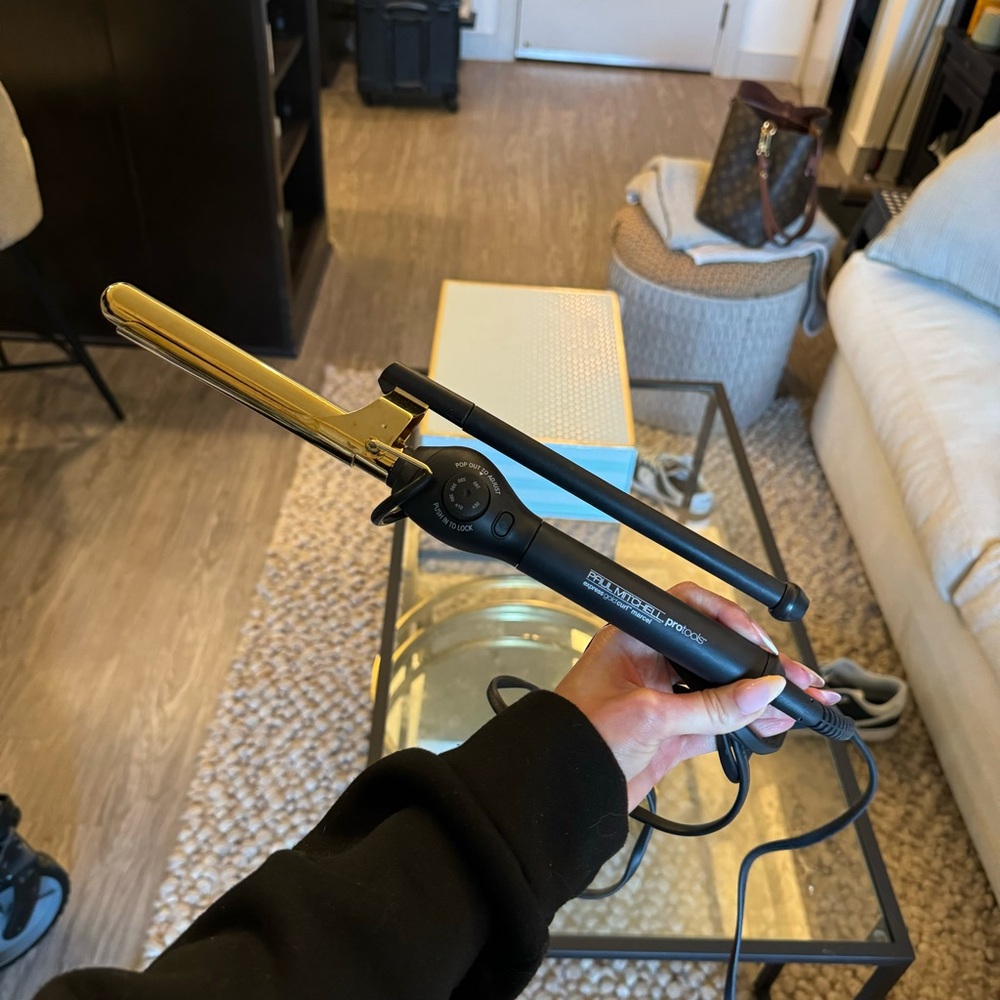 John Paul Mitchell Pro Tools .75” Barrel Express Gold Curl Marcel